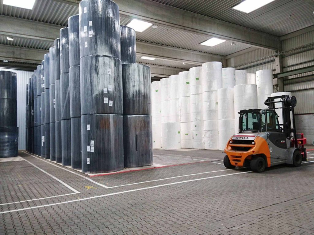 Stückgut Logistik im Hafen Neuss bei Düsseldorf